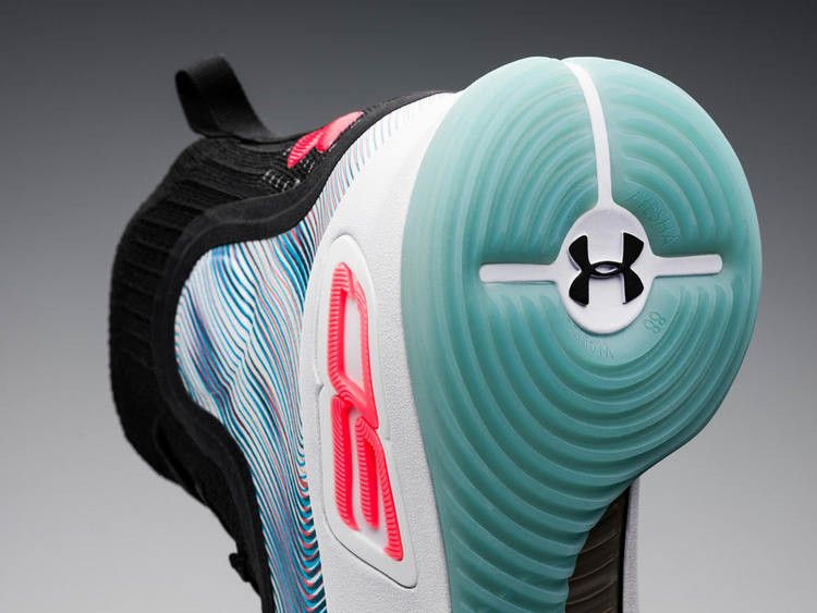 Кроссовки Under Armour Curry 4 'More Magic' 2017