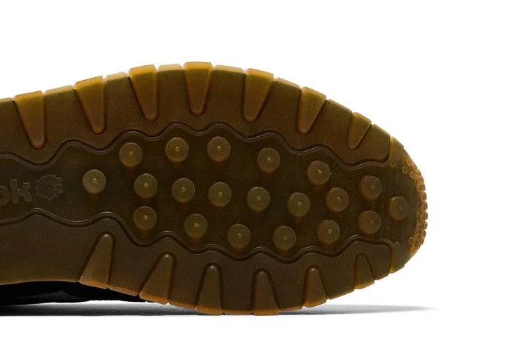 Кроссовки Reebok Places+Faces x Classic Leather 'Black'