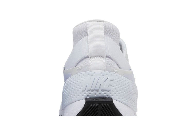 Кроссовки Nike Wmns GO FlyEase 'White Black'