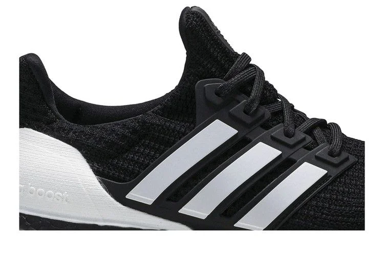 Krossovki-adidas-UltraBoost-4.0-Orca-1