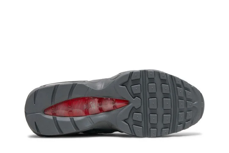 Кроссовки Nike Air Max 95 Essential 'Smoke Grey University Red'