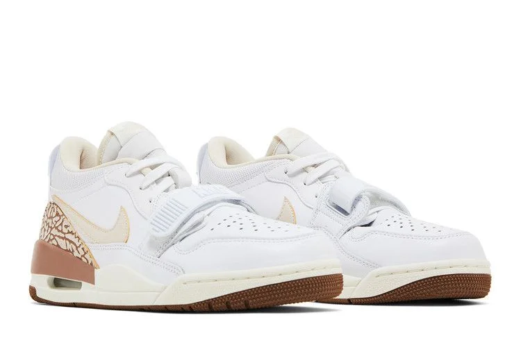 Krossovki-Air-Jordan-Wmns-Jordan-Legacy-312-Low-White-Archaeo-Brown-7