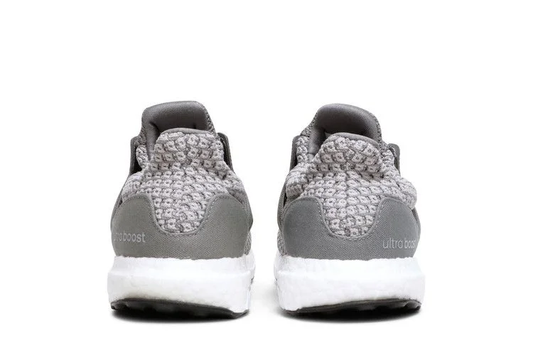 Krossovki-Adidas-UltraBoost-5.0-DNA-J-Grey-5