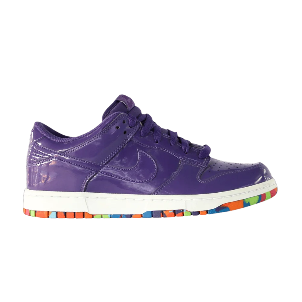 Krossovki-Nike-Wmns-Dunk-Low-Club-Purple