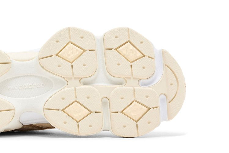 Кроссовки New Balance 9060 'Sea Salt Beige' Champs Sports Exclusive