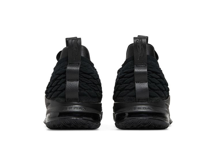 Кроссовки Nike LeBron 15 Low 'Triple Black'