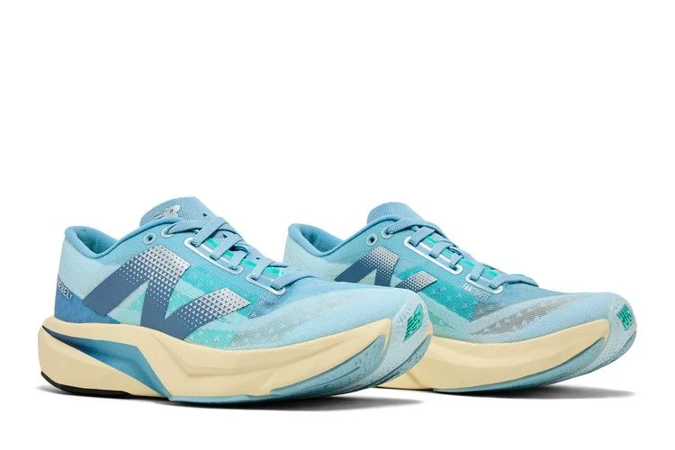 Krossovki-New-Balance-Wmns-FuelCell-Rebel-v4-Quarry-Heron-Blue-7