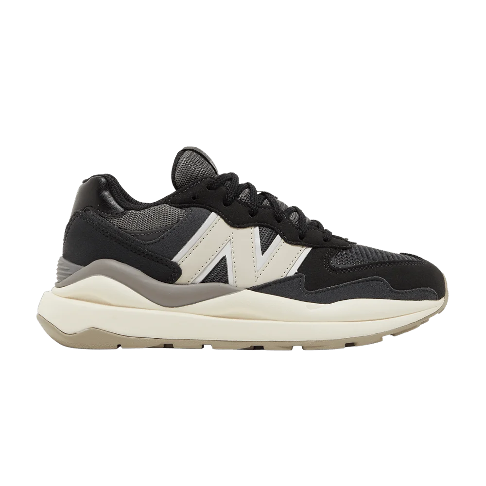 Krossovki-New-Balance-5740-Big-Kid-Black-Moonbeam