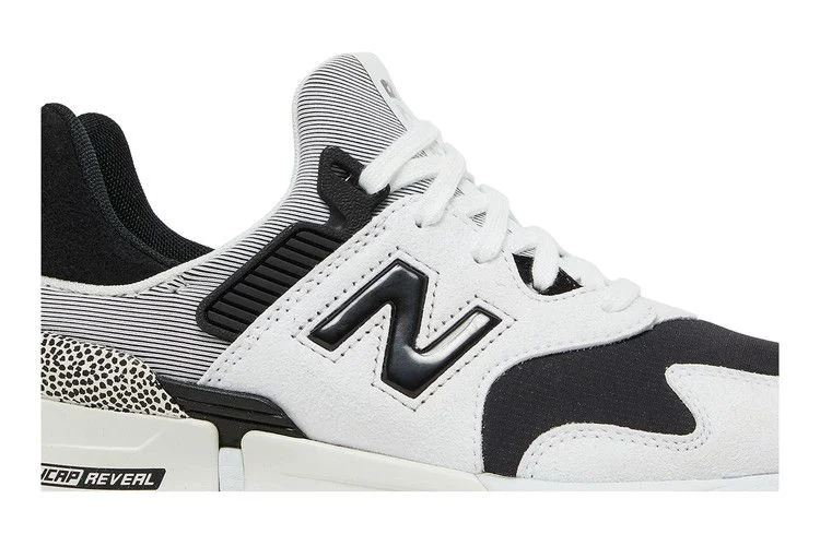 Krossovki-New-Balance-Wmns-997-Sport-White-Black-1