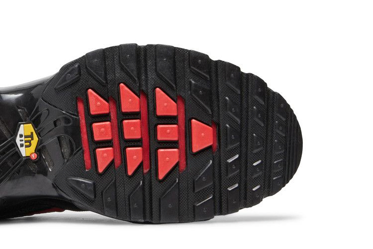 air-max-plus-bred-do6383-001_04