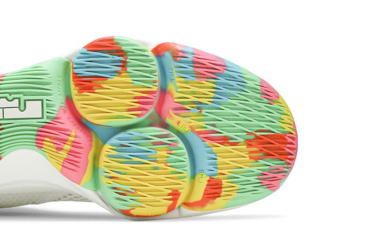 lebron-witness-4-white-multi-camo-bv7427-102_04