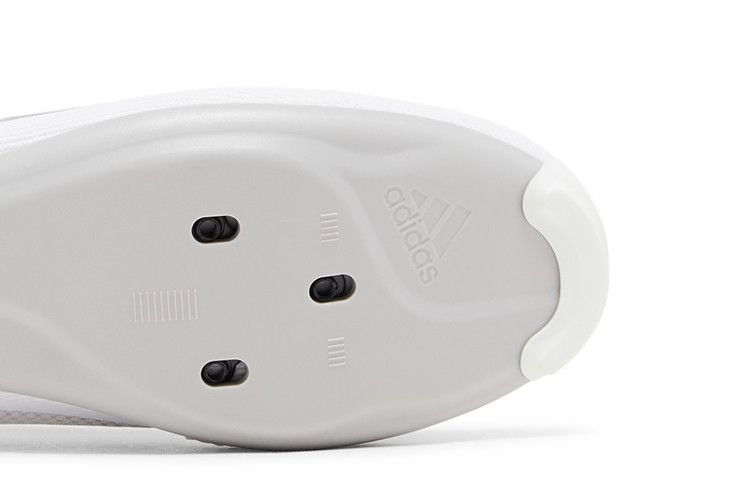 indoor-cycling-white-silver-metallic-gz6354_04