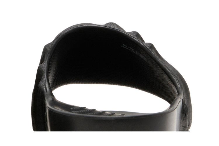 salehe-bembury-x-pollex-slide-sasquatch-208685-blk_06