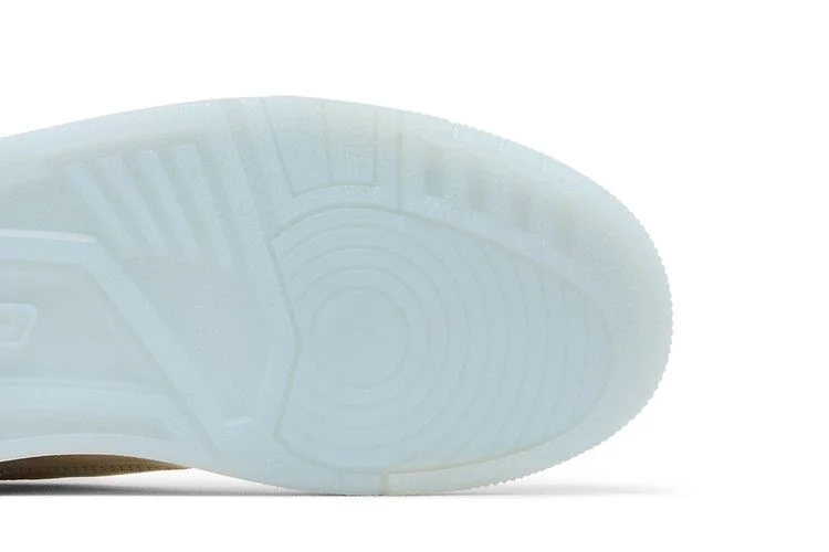 Кроссовки Wmns Air Jordan 3 'Champagne and Oysters'