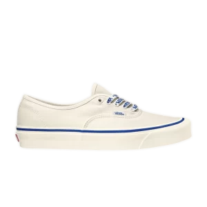 authentic-44-dx-white-vn0a38enwo9-300x300
