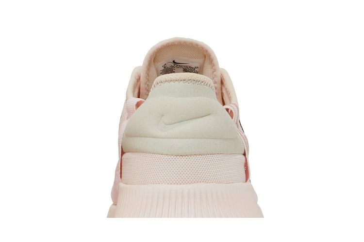 Кроссовки Nike Wmns Reposto 'Light Soft Pink'