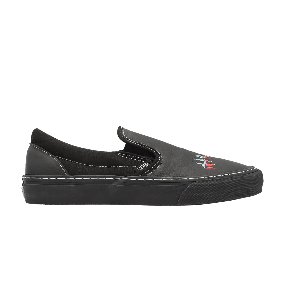 Krossovki-Vans-Wade-Goodall-x-Classic-Slip-On-SF-Black