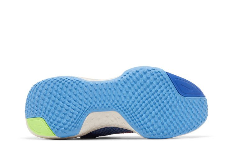 zoomx-invincible-run-flyknit-2-game-royal-red-clay-dx3372-400_03