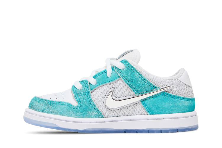 april-skateboards-x-dunk-low-sb-td-turbo-green-fz6107-300_02