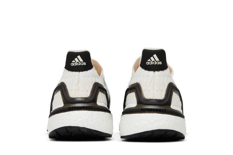 Кроссовки Adidas UltraBoost DNA Climacool 'Chalk White Carbon'