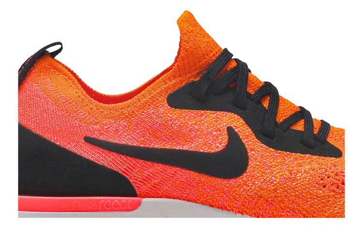 Кроссовки Nike Wmns Epic React Flyknit 'Copper Flash'