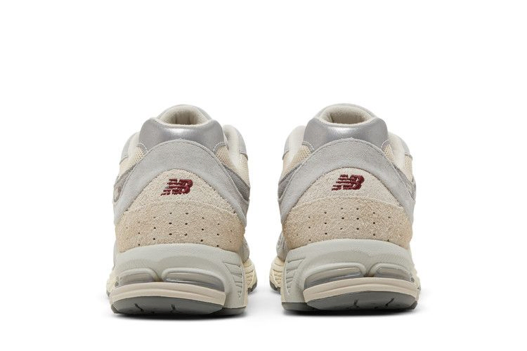 Кроссовки New Balance 2002R 'Lunar New Year - Concrete'