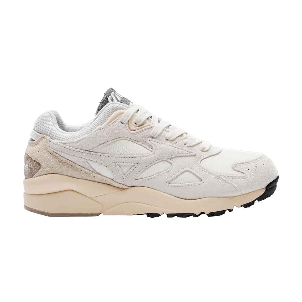Krossovki-Mizuno-Sky-Medal-Premium-White-Turbulence