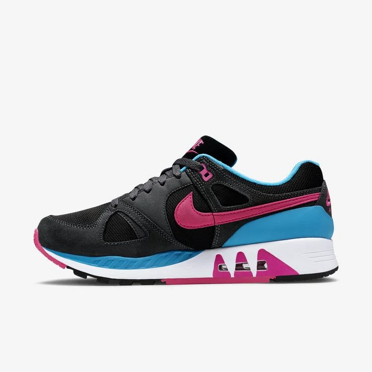 Krossovki-Nike-Air-Stab-3-1