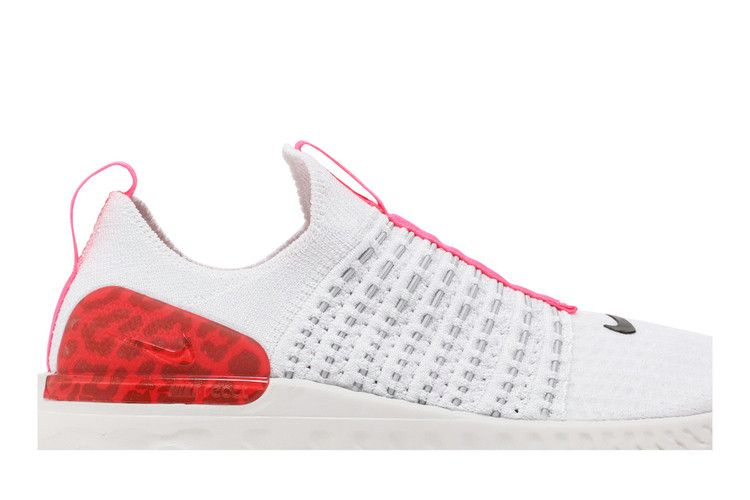 wmns-react-phantom-run-flyknit-2-platinum-tint-chile-red-dm8064-001_01