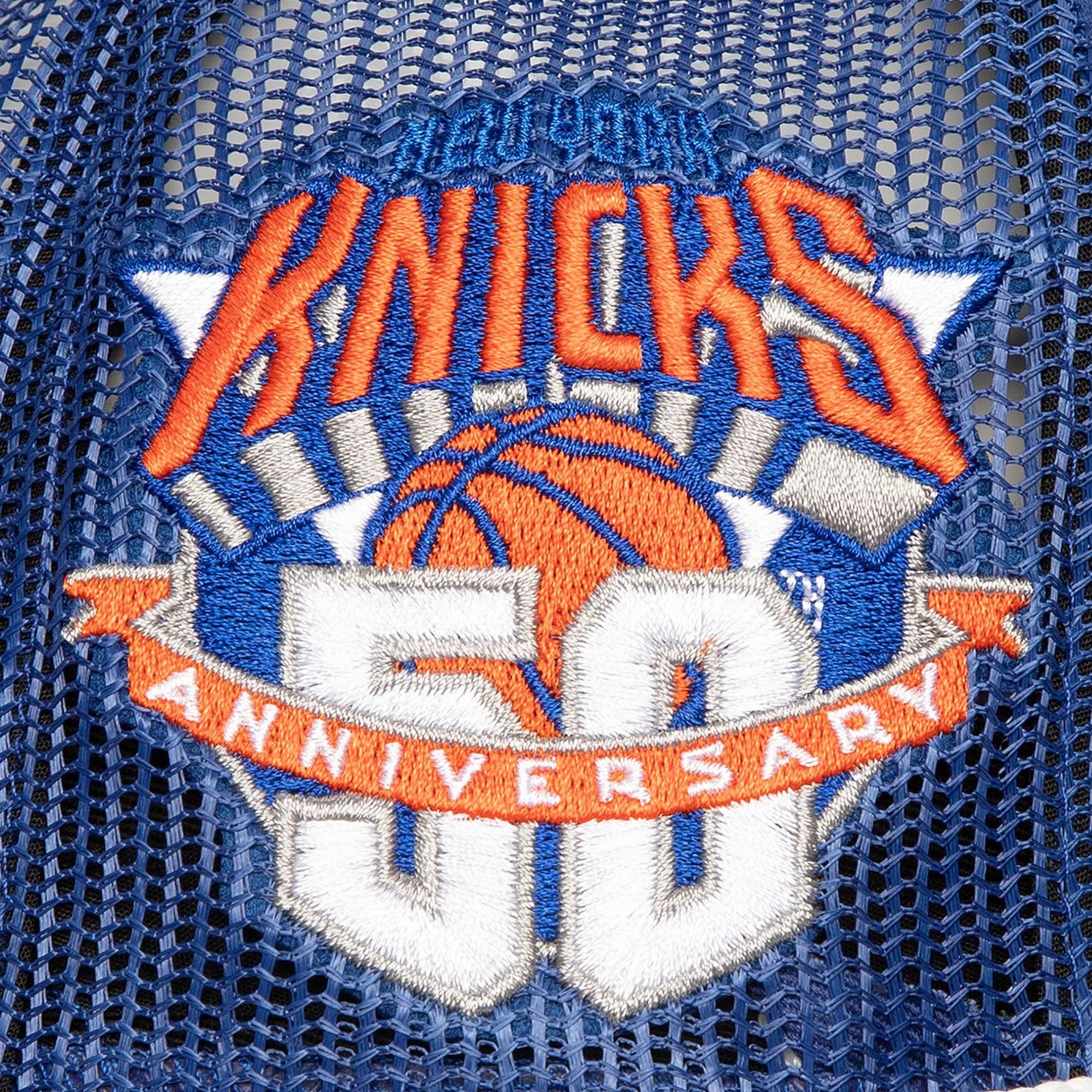 Mitchell-Ness-Roper-Trucker-New-York-Knicks-2