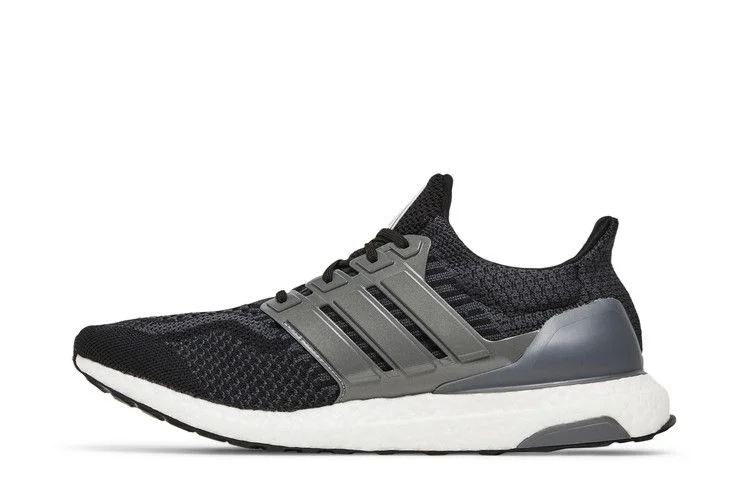 Кроссовки NASA x adidas UltraBoost DNA 'Black Carbon'