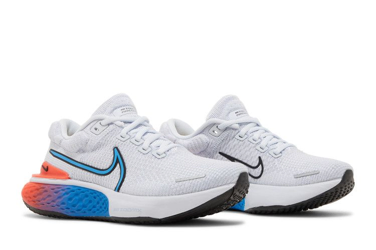 wmns-zoomx-invincible-run-flyknit-2-grey-crimson-blue-dv2177-001_07