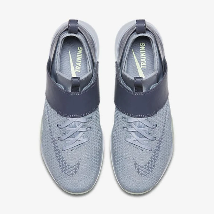 Кроссовки Nike Wmns Air Zoom Strong