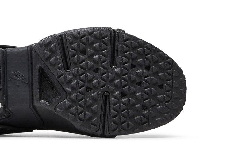 air-huarache-drift-premium-black-ah7335-001_04