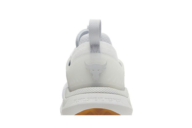 project-rock-5-white-gum-3025435-102_06