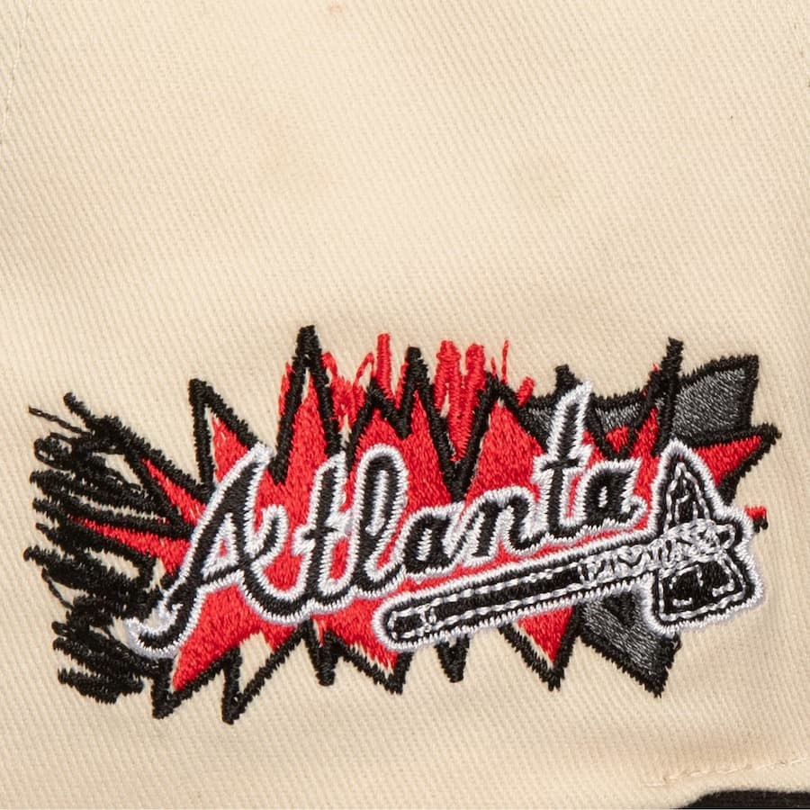 Бейсболка Mitchell & Ness Cream Atlanta Braves Overspray Pro Crown Snapback Hat