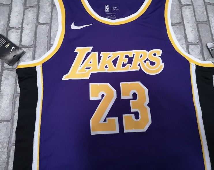 2018-19-James-Los-Angeles-Lakers-23-Statement-Purple-1