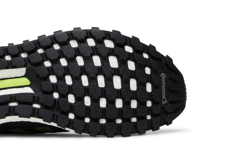 Кроссовки adidas UltraBoost Cold.RDY DNA 'Black Focus Olive'