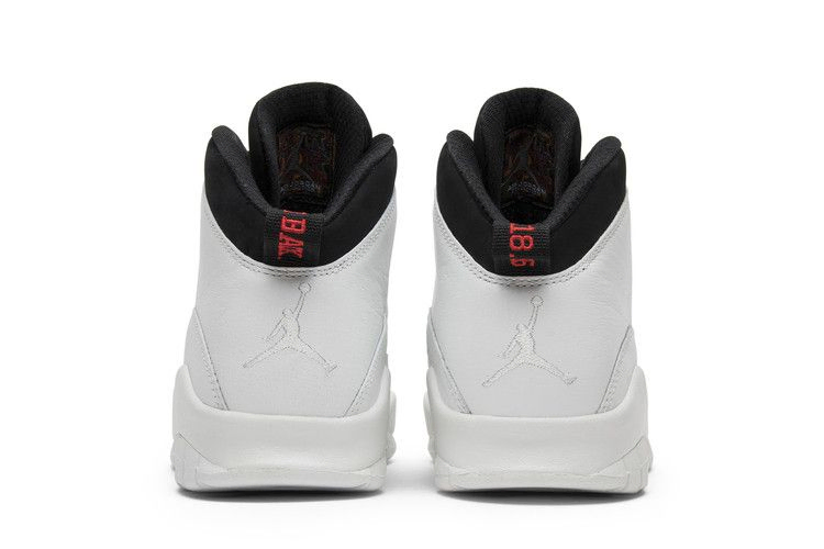 air-jordan-10-retro-bg-i-m-back-310806-104_05