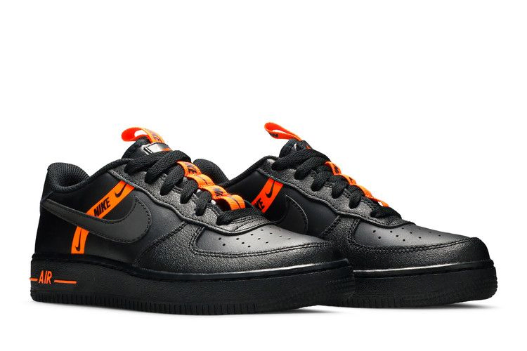 air-force-1-lv8-ksa-gs-worldwide-pack-black-total-orange-ct4683-001_07