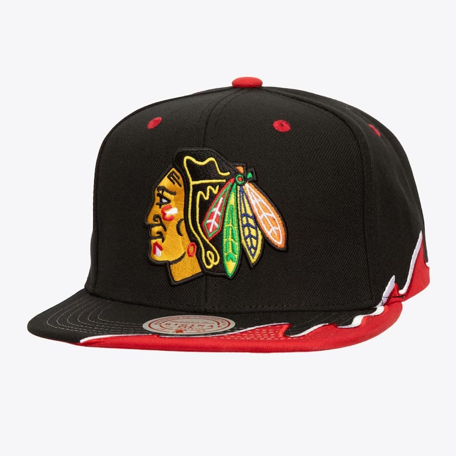 Бейсболка Mitchell & Ness Black Chicago Blackhawks Rising Tide OG Snapback Hat
