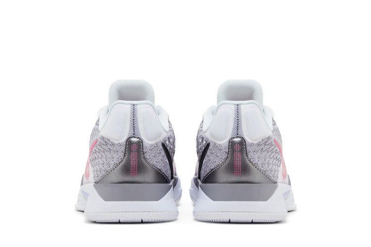 Кроссовки Nike Wmns Sabrina 2 'Lily'