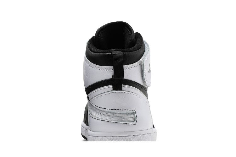 air-jordan-1-high-flyease-black-white-cq3835-011_06