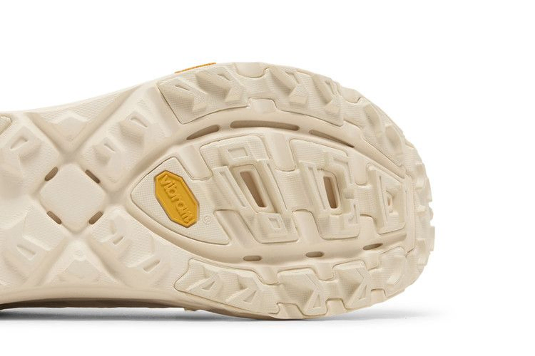 Кроссовки HOKA Mafate Three2 'Eggnog Shifting Sand'