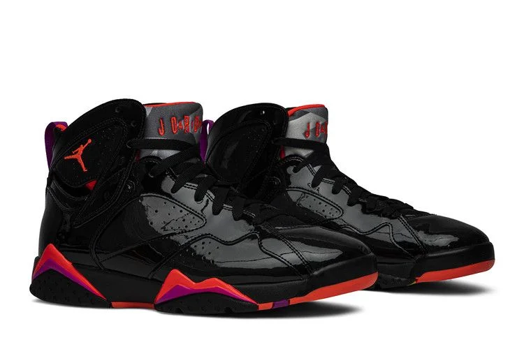 Krossovki-Wmns-Air-Jordan-7-Retro-Black-Gloss-7