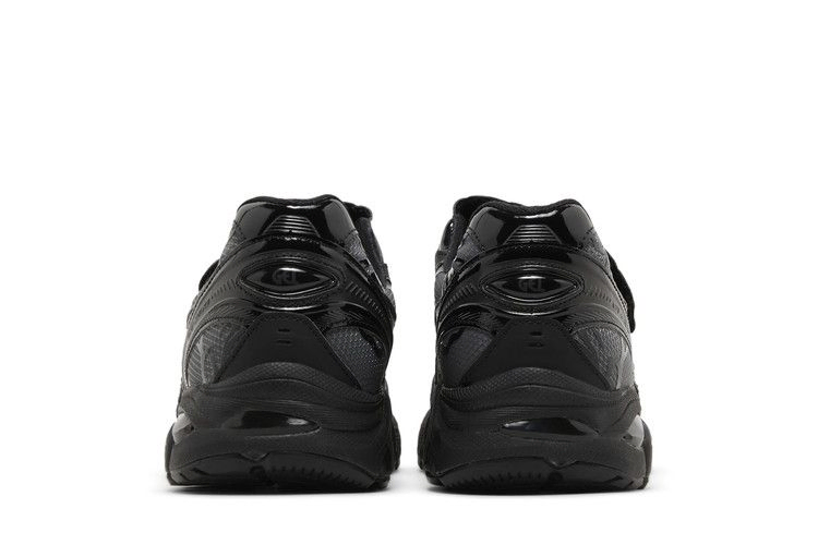 cecilie-bahnsen-x-gt-2160-black-1203a321-001_05
