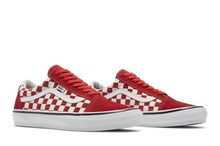 supreme-x-swarovski-x-skate-old-skool-red-supreme-swarovski-red_07