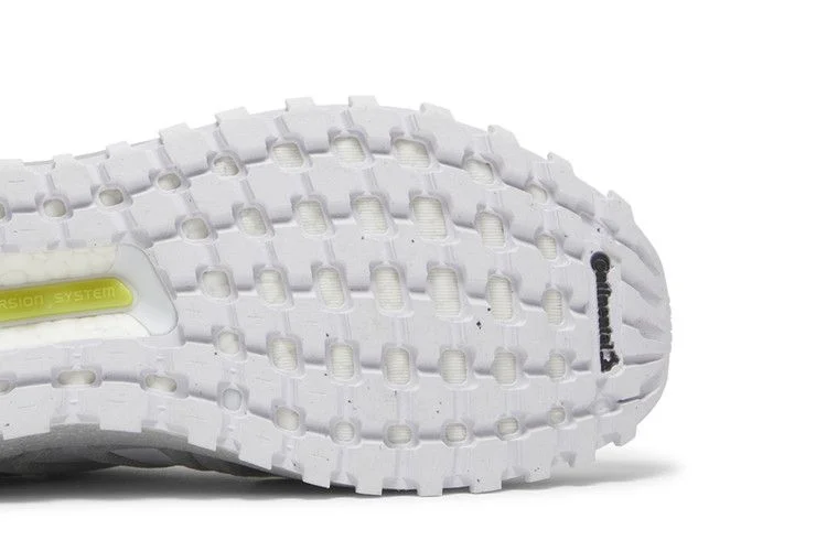 Krossovki-Adidas-UltraBoost-Cold.RDY-White-Grey-4
