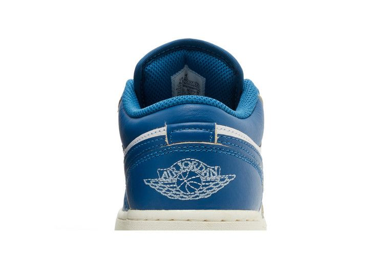 air-jordan-1-low-se-gs-industrial-blue-fn9137-141_06