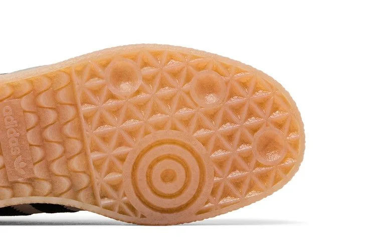Krossovki-adidas-Wmns-Sambae-Wonder-White-Black-Gum-4